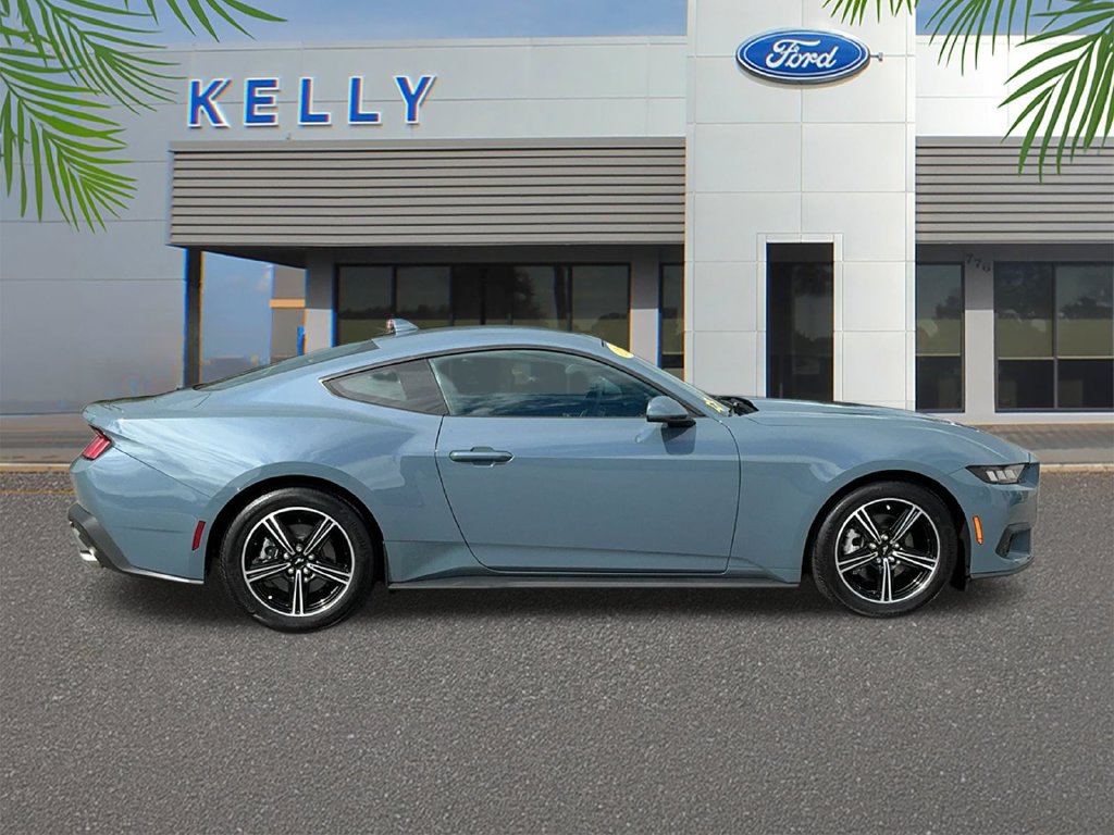Certified 2025 Ford Mustang Coupe RWD image 6