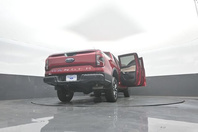 Certified 2025 Ford Ranger Lariat w/ FX4 Off-Road Package AWD/4WD image 45