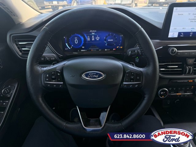Certified 2020 Ford Escape Titanium w/ Titanium Premium Package 2.0 AWD/4WD image 13