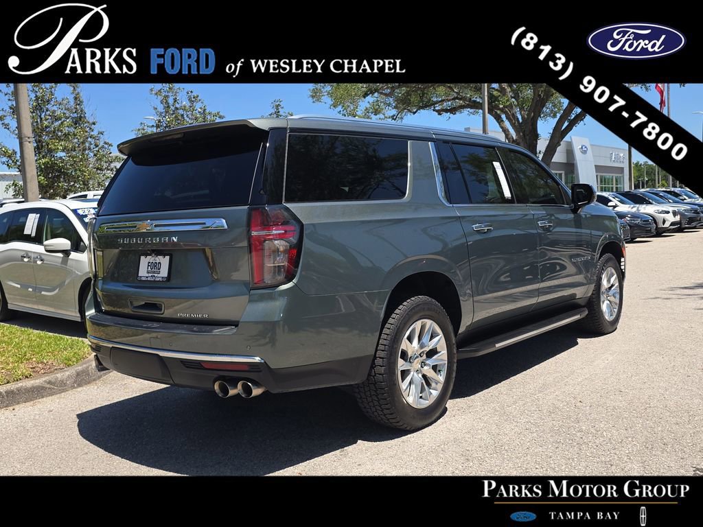 Used 2024 Chevrolet Suburban Premier image 3