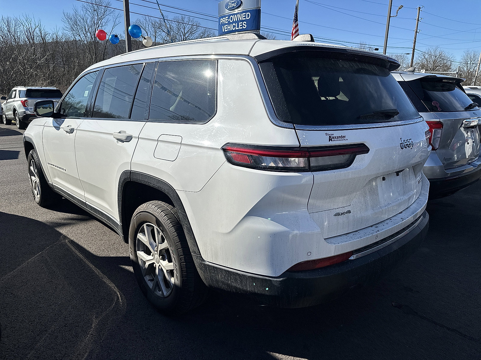 Used 2023 Jeep Grand Cherokee L Limited image 4