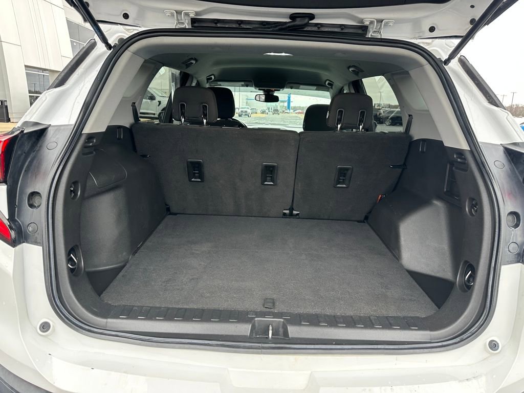 Used 2020 GMC Terrain SLE image 17