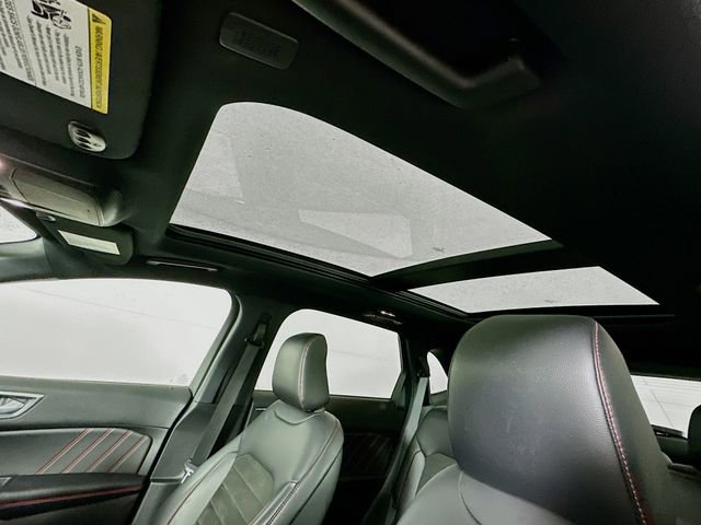 Certified 2024 Ford Edge ST-Line image 30