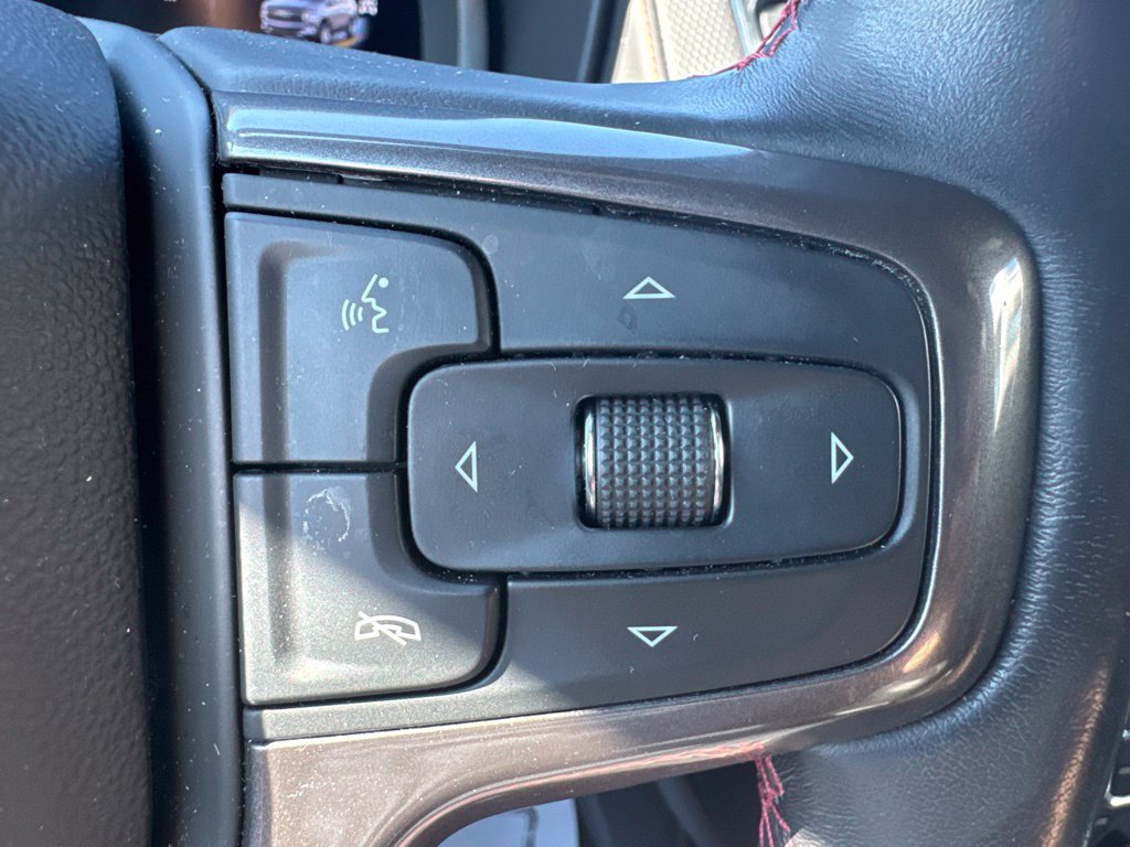 Used 2022 Chevrolet Tahoe RST w/ Luxury Package AWD/4WD image 18