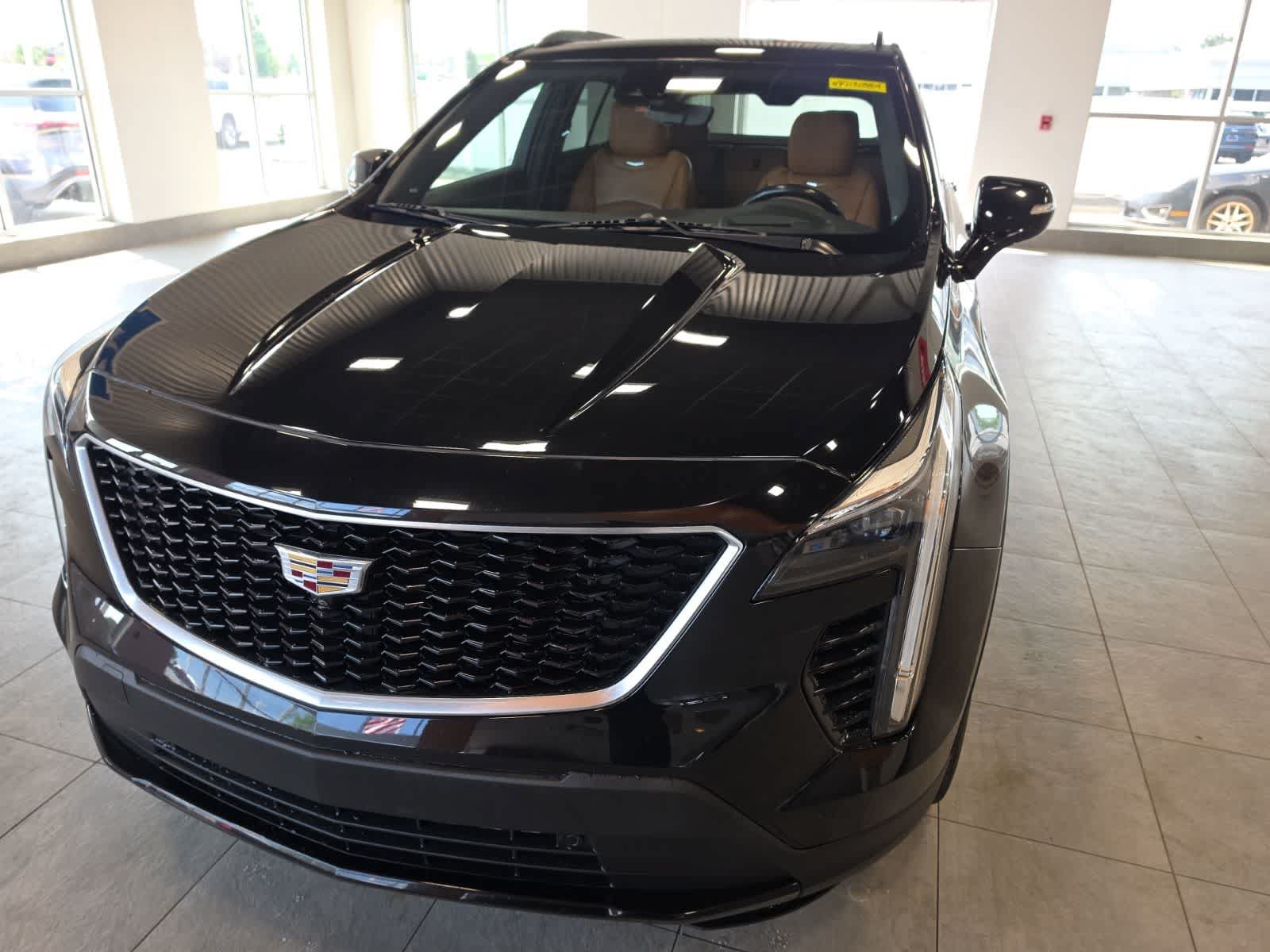 Used 2019 Cadillac XT4 Sport AWD/4WD image 2