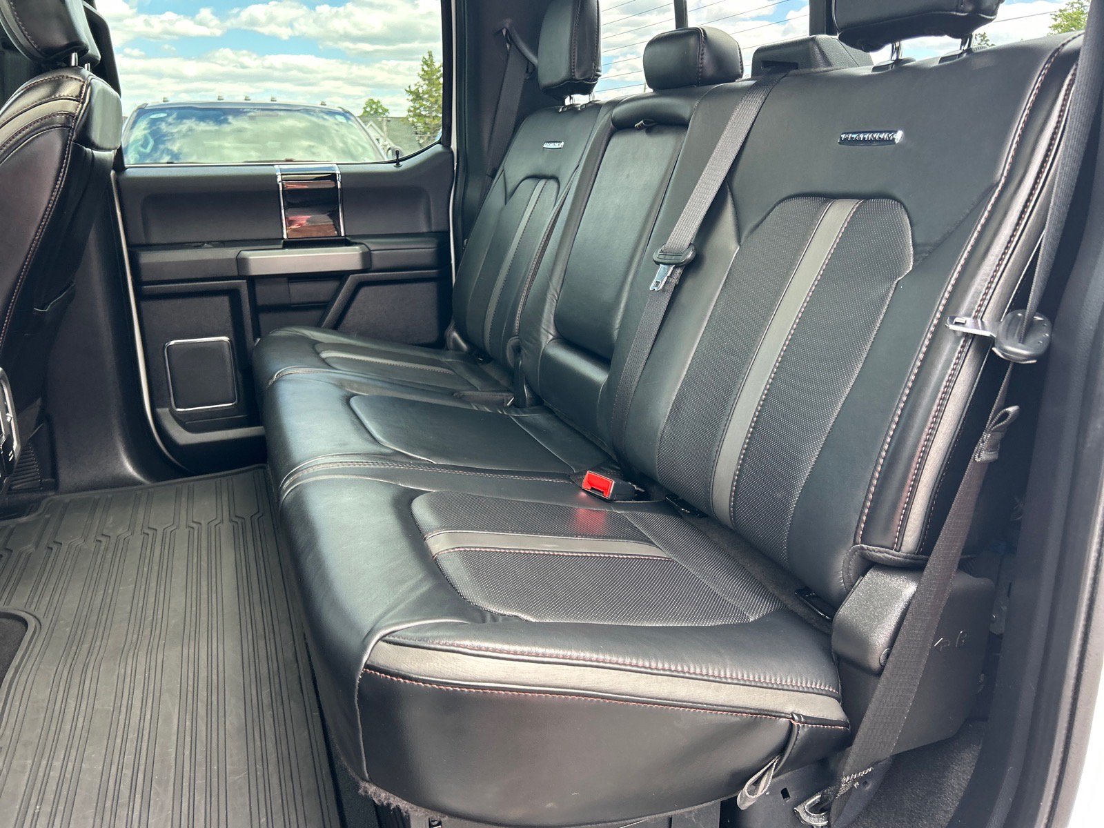 Certified 2020 Ford F350 Platinum w/ FX4 Off-Road Package AWD/4WD image 12