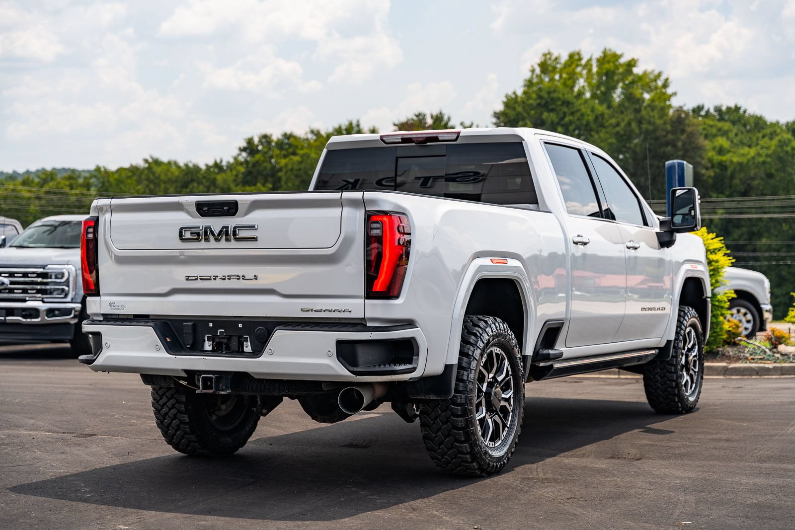 Used 2024 GMC Sierra 2500 Denali Ultimate w/ Max Trailering Package AWD/4WD image 7