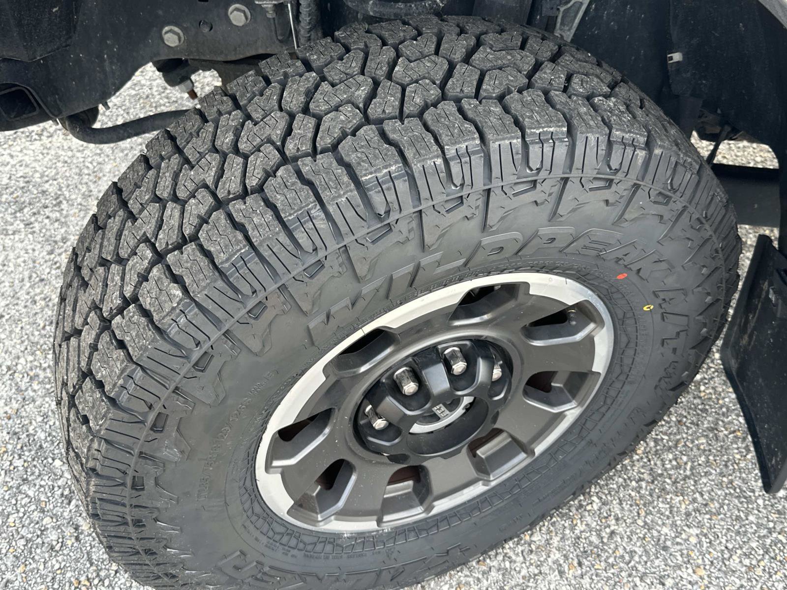 Certified 2024 Ford F250 Platinum w/ Tremor Off-Road Package image 10