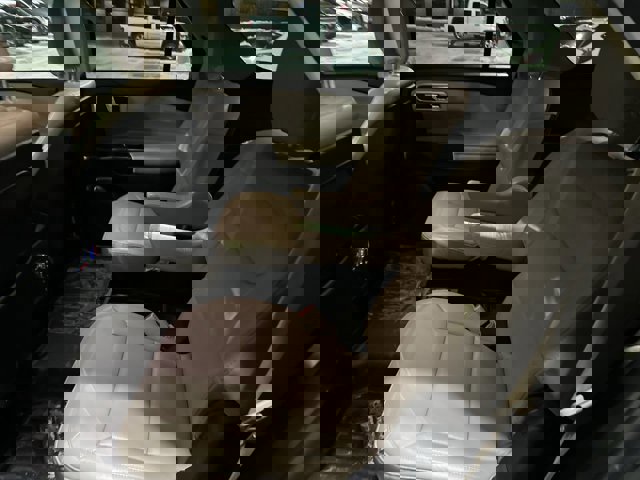 Certified 2020 Ford Explorer XLT w/ Equipment Group 202A image 9