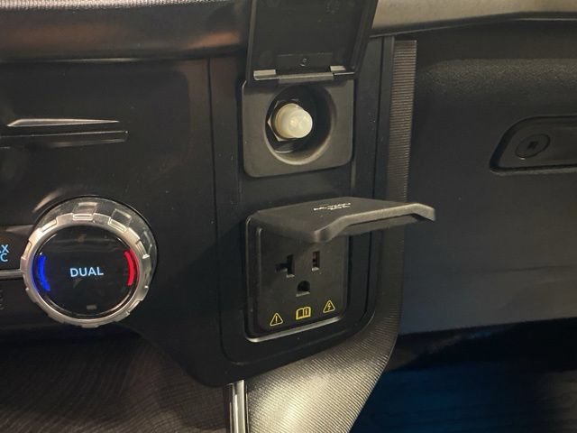Certified 2023 Ford F150 Platinum w/ Equipment Group 701A High AWD/4WD image 36