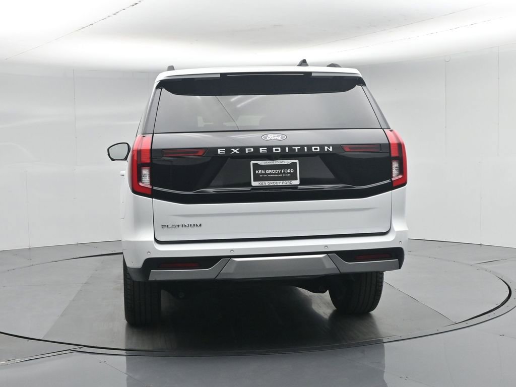 Certified 2025 Ford Expedition Platinum w/ Driver's Package AWD/4WD image 34