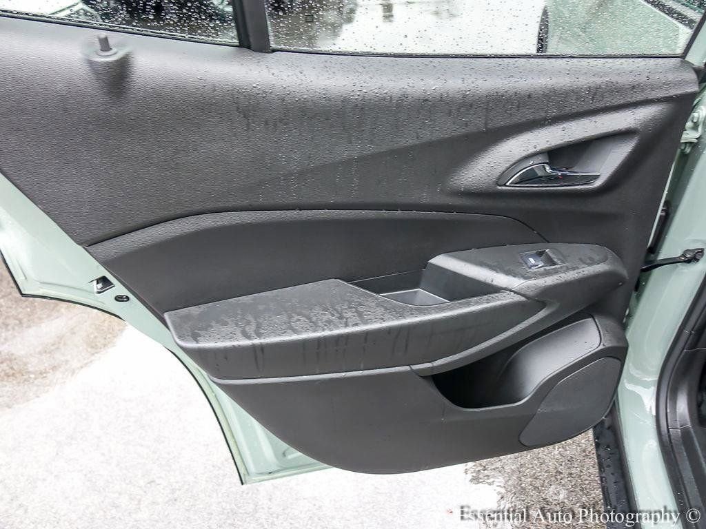 Used 2024 Chevrolet Trax ACTIV w/ Sunroof Package image 21