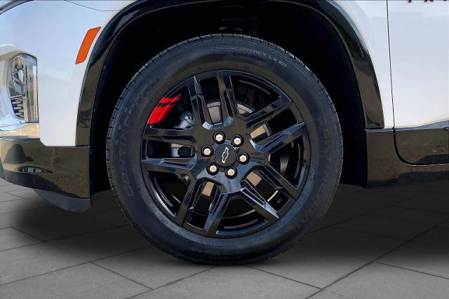 Used 2023 Chevrolet Traverse Premier w/ Redline Edition image 13