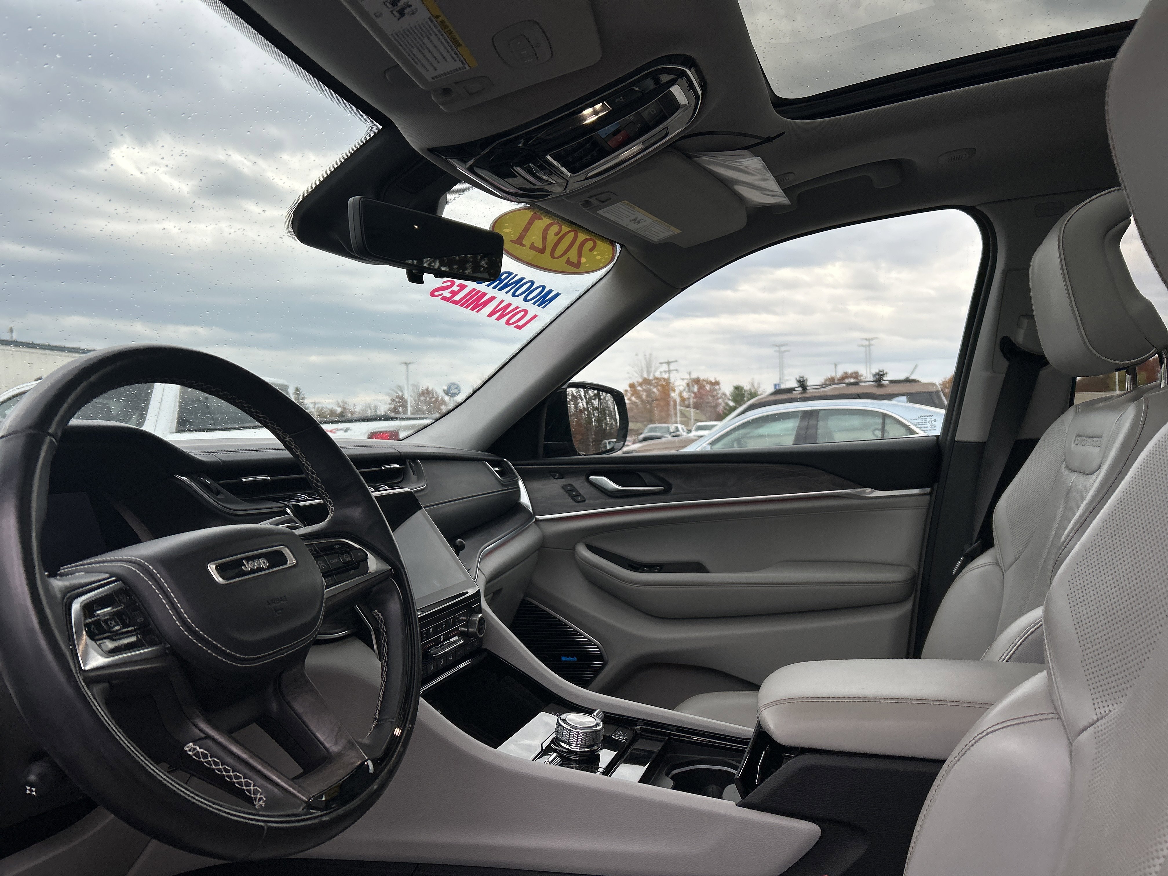 Used 2021 Jeep Grand Cherokee L Overland w/ Advanced Protech Group III image 14