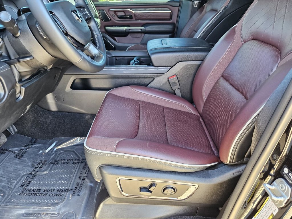 Used 2026 RAM 1500 Limited AWD/4WD image 16
