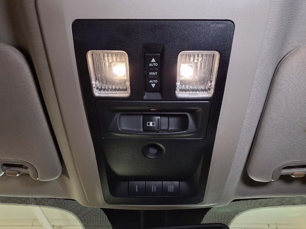 Used 2017 RAM 2500 Laramie w/ Convenience Group AWD/4WD image 16