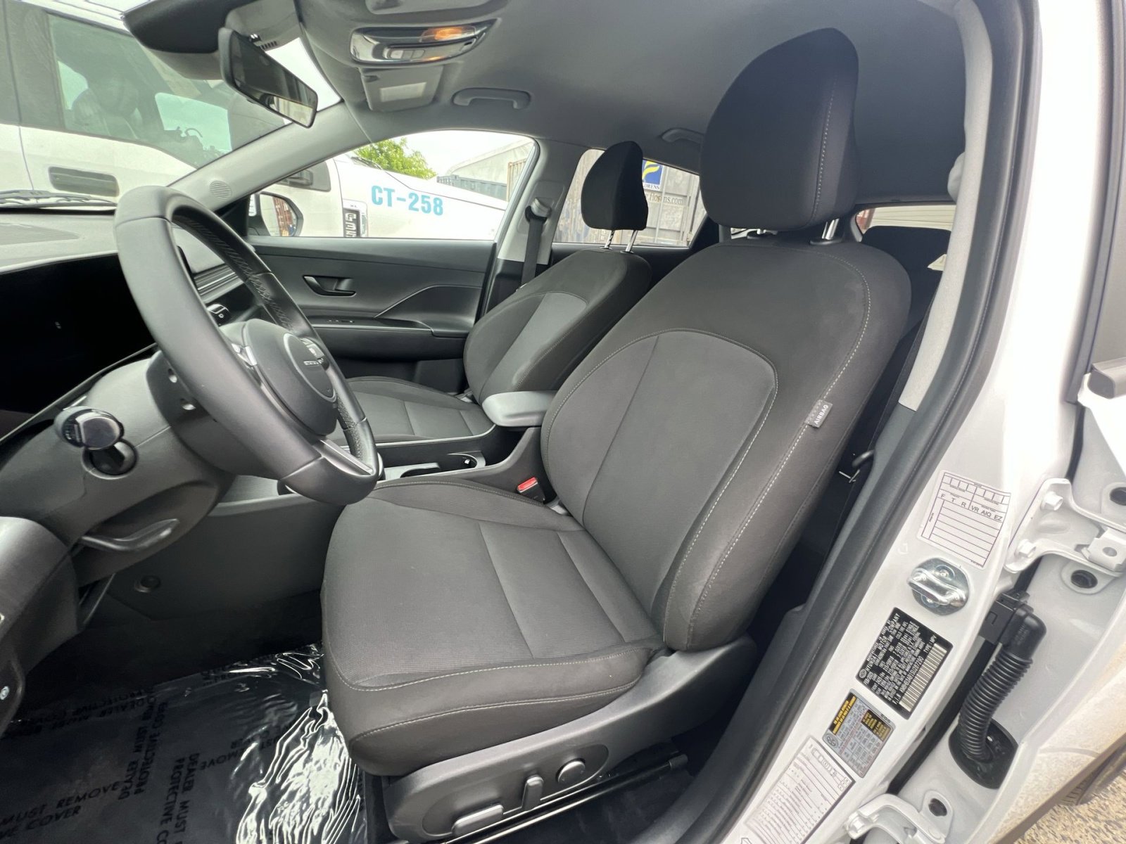 Used 2025 Hyundai Kona SEL FWD image 21