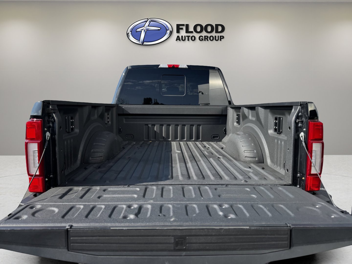 Certified 2021 Ford F250 Platinum w/ FX4 Off-Road Package image 7