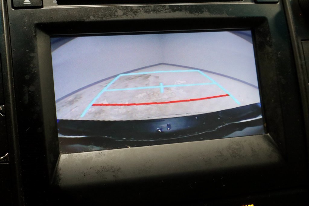 Used 2017 Toyota Camry LE image 9