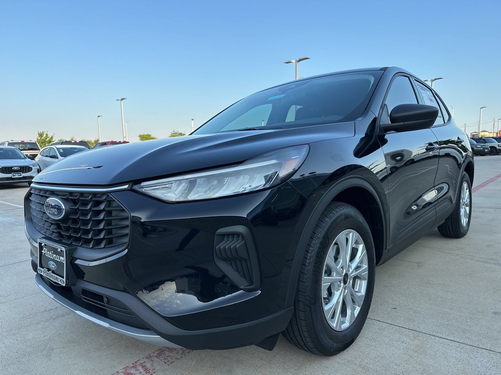 Certified 2025 Ford Escape Active FWD video 3