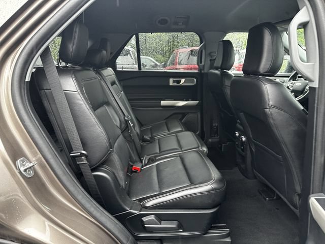 Certified 2021 Ford Explorer Limited w/ Equipment Group 301A AWD/4WD image 36