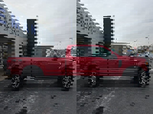 Certified 2022 Ford F350 Lariat w/ Lariat Value Package image 6