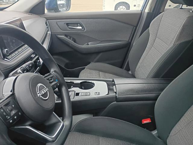 Used 2023 Nissan Rogue SV FWD image 8