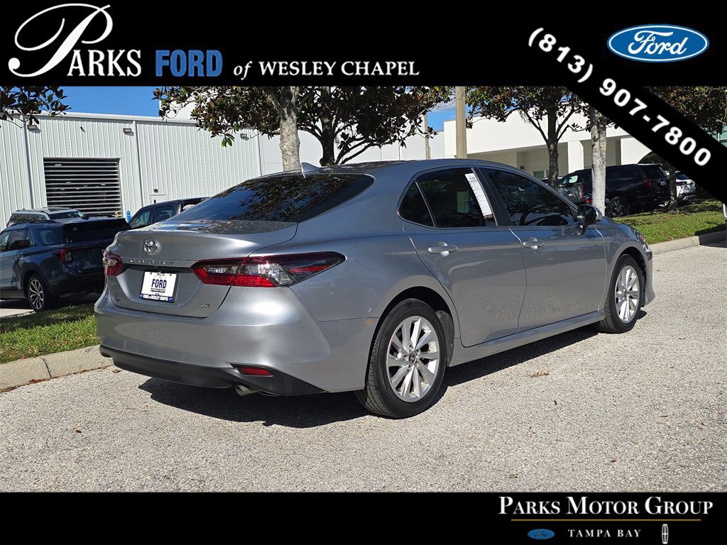 Used 2024 Toyota Camry LE image 3
