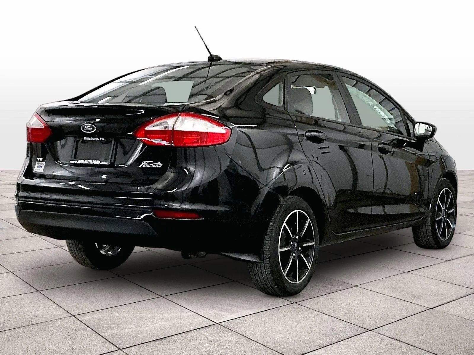 Certified 2019 Ford Fiesta SE image 11