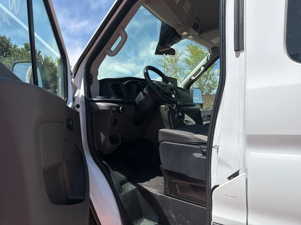 Certified 2023 Ford Transit 350 XLT RWD image 10
