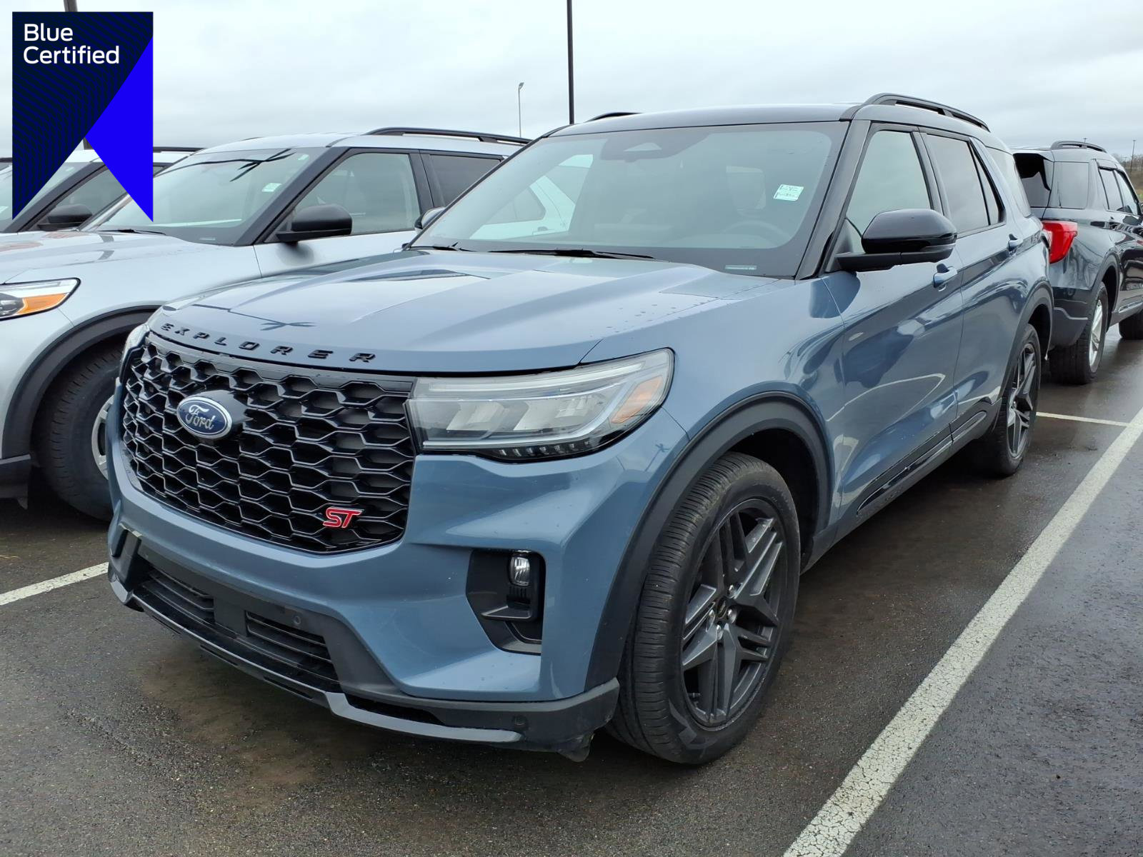 Certified 2025 Ford Explorer ST image 1