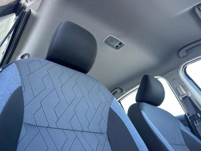 Used 2023 Nissan Versa SV image 15