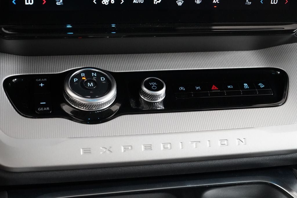 Certified 2025 Ford Expedition Max Active AWD/4WD image 34
