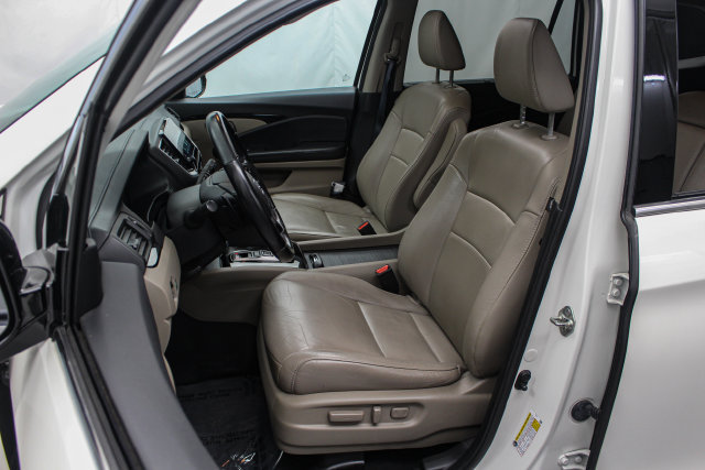 Used 2019 Honda Pilot Touring image 10