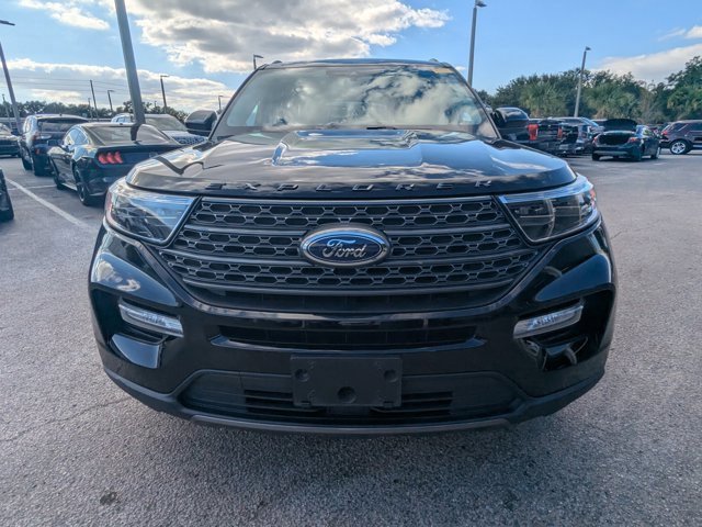Certified 2022 Ford Explorer XLT w/ Equipment Group 202A image 9
