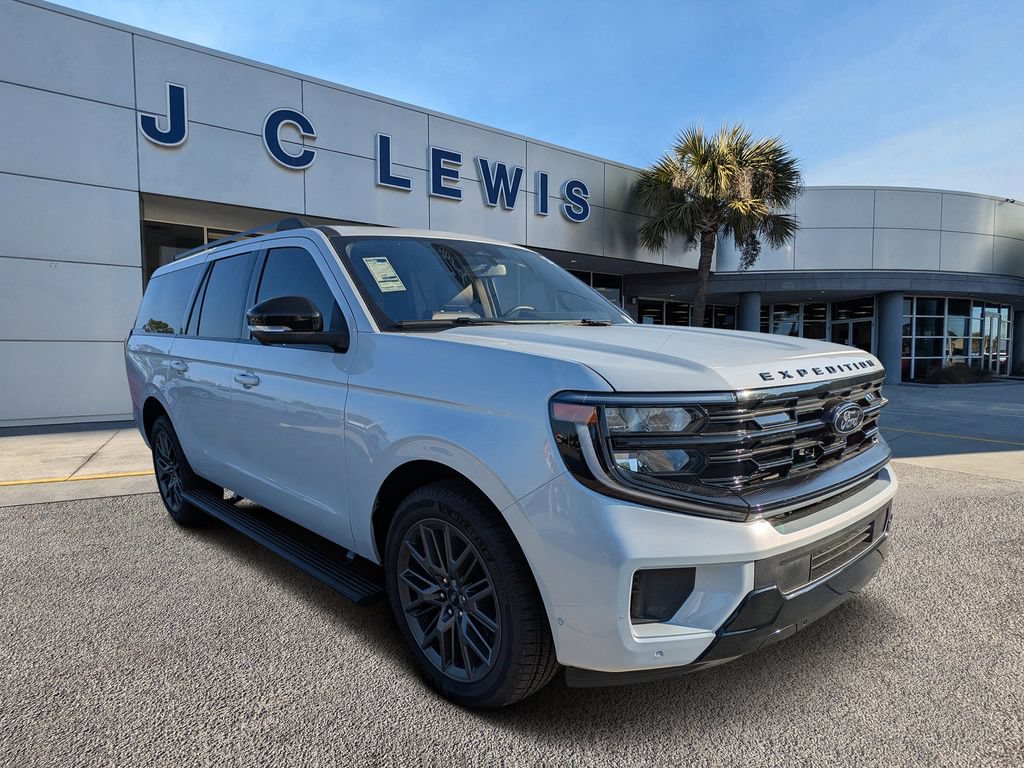 Certified 2025 Ford Expedition Max Platinum w/ Stealth Performance Package AWD/4WD image 1