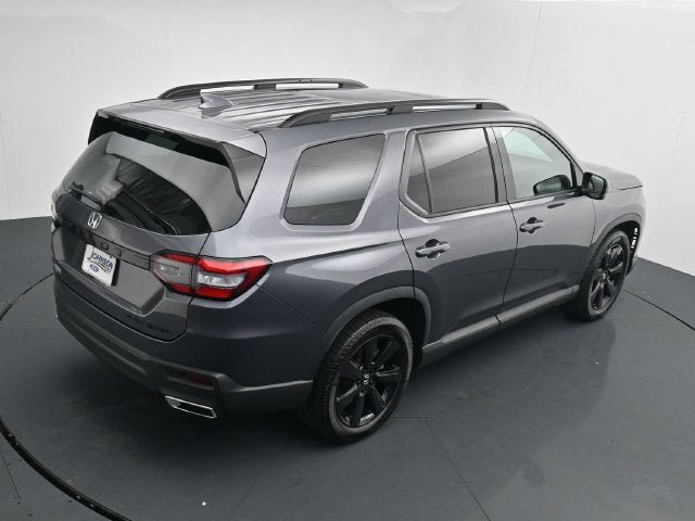 Used 2025 Honda Pilot Black Edition image 32