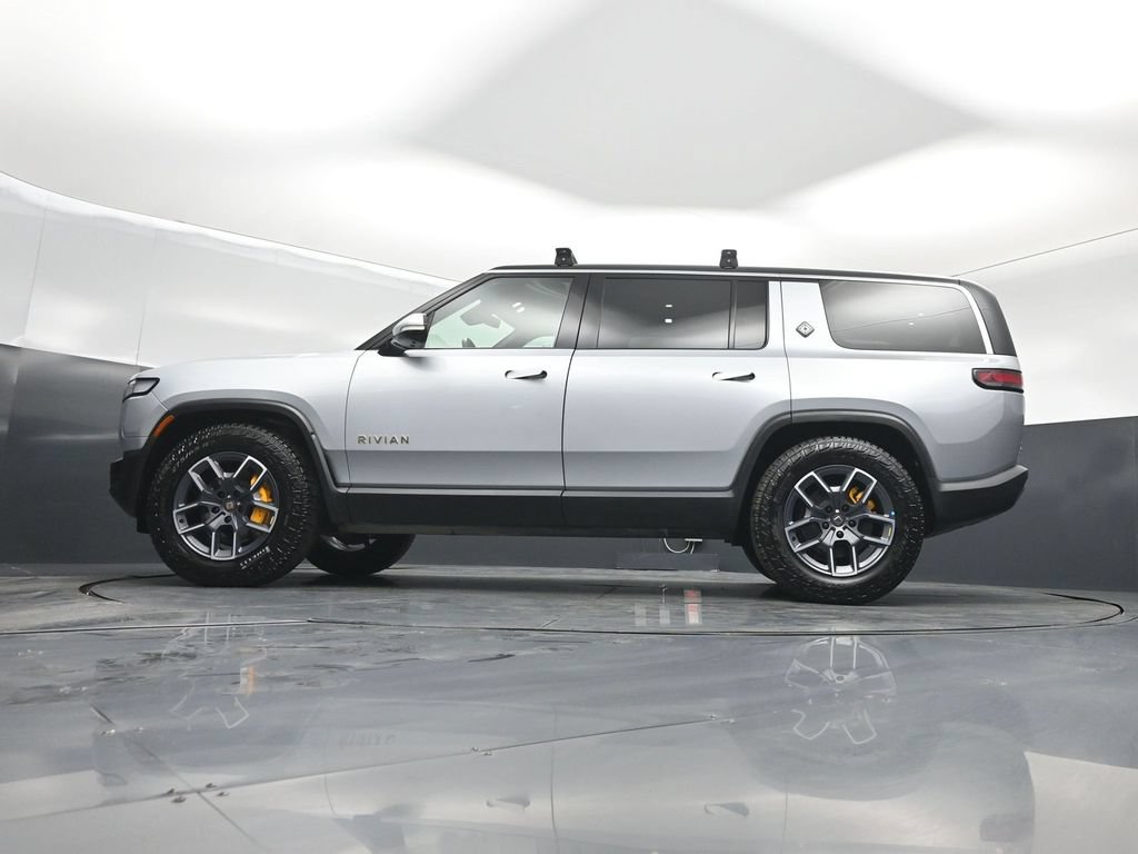 Used 2023 Rivian R1S Adventure Quad AWD/4WD image 8