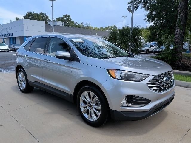 Certified 2024 Ford Edge Titanium AWD/4WD image 2