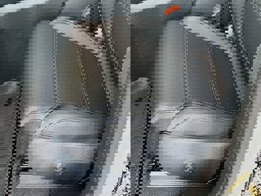 Used 2024 Mercedes-Benz GLC 300 GLC 300 image 29