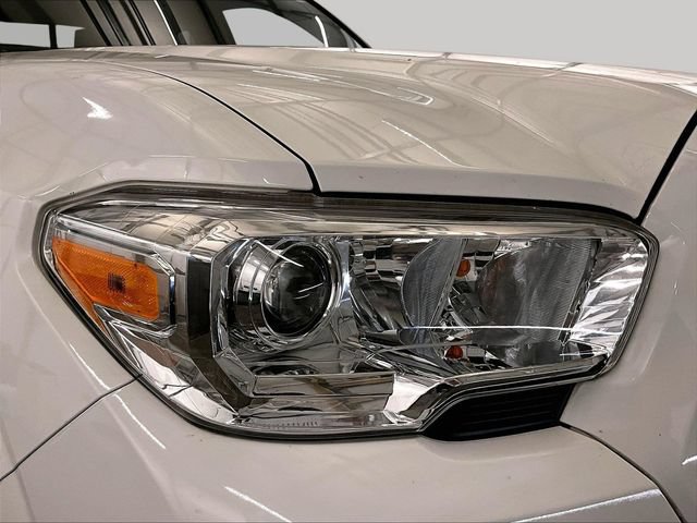 Used 2022 Toyota Tacoma SR w/ SR Convenience Package AWD/4WD image 27