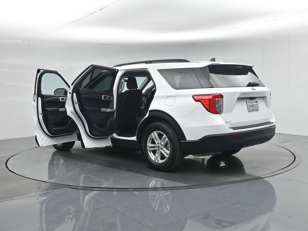 Certified 2021 Ford Explorer XLT image 35