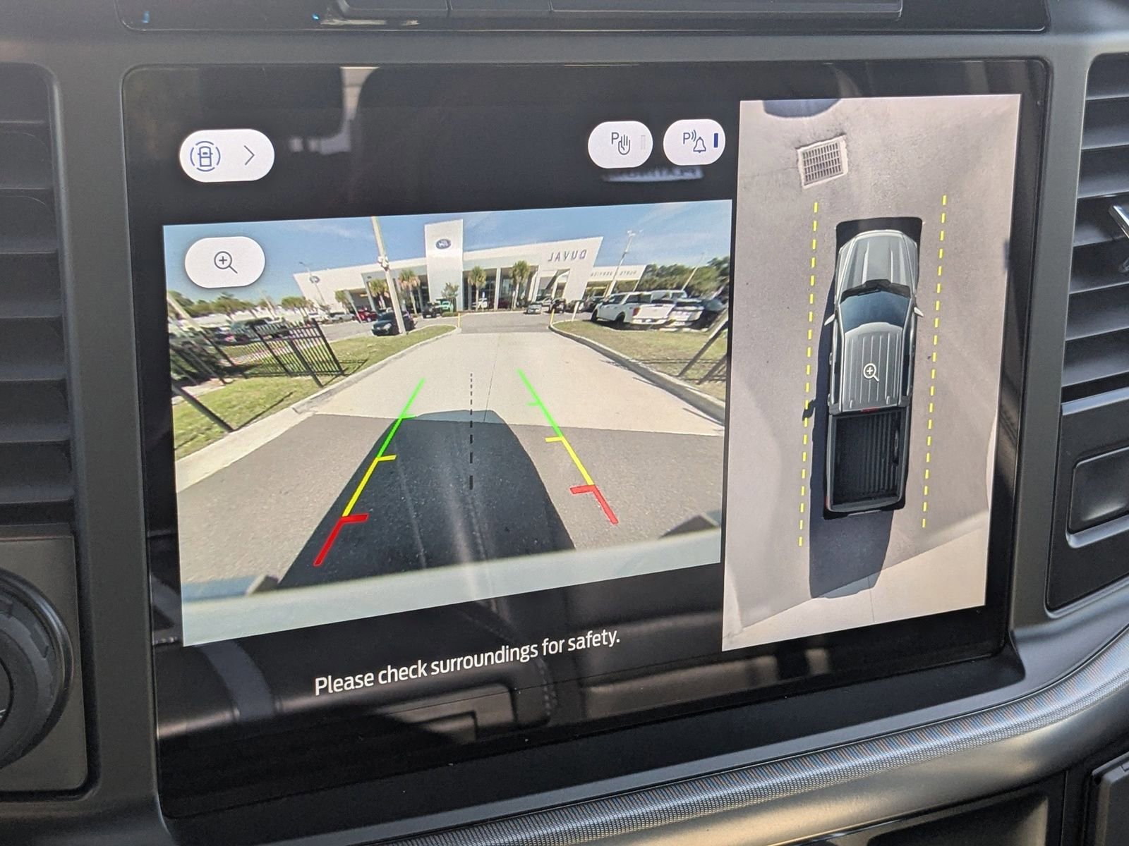 Certified 2025 Ford F150 Platinum w/ Equipment Group 702A High image 23