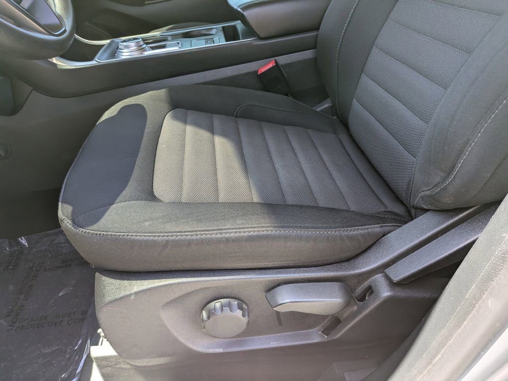 Certified 2024 Ford Edge SE w/ Black Appearance Package image 21