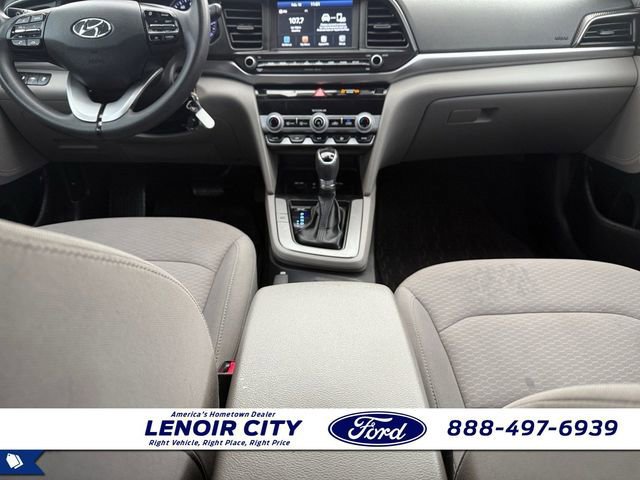 Used 2020 Hyundai Elantra SEL image 14