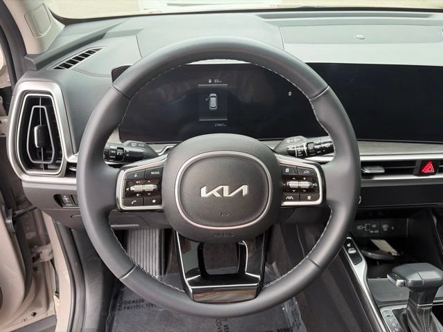 Used 2025 Kia Sorento X-Line EX AWD/4WD image 32