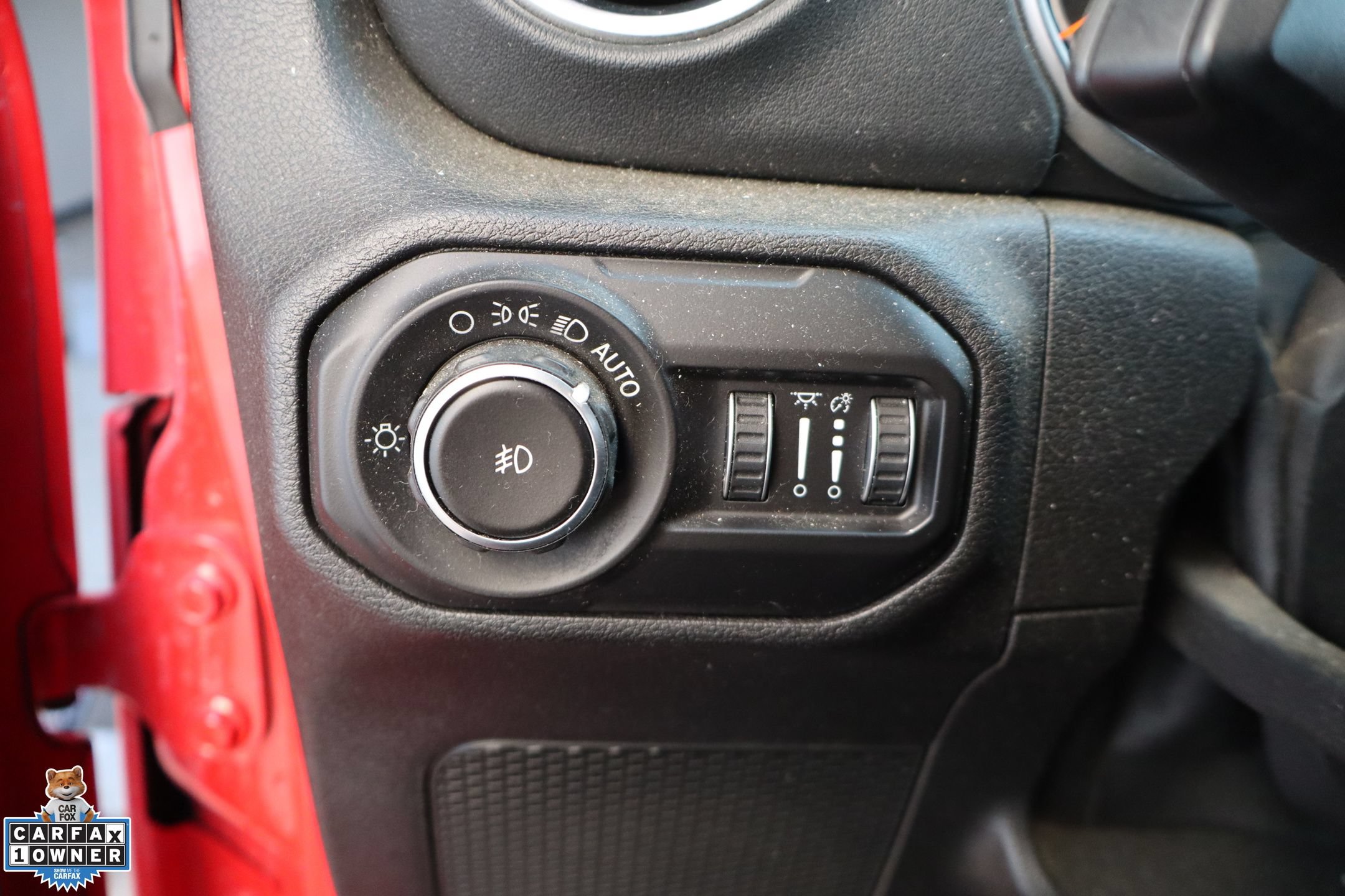 Used 2021 Jeep Wrangler Unlimited Sahara AWD/4WD image 14