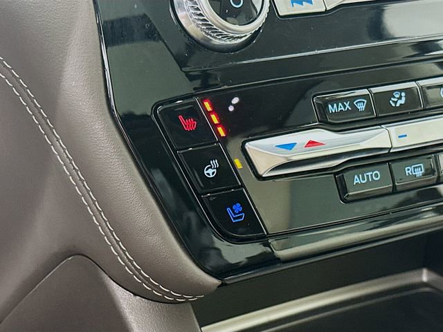 Certified 2023 Ford Explorer Platinum image 29