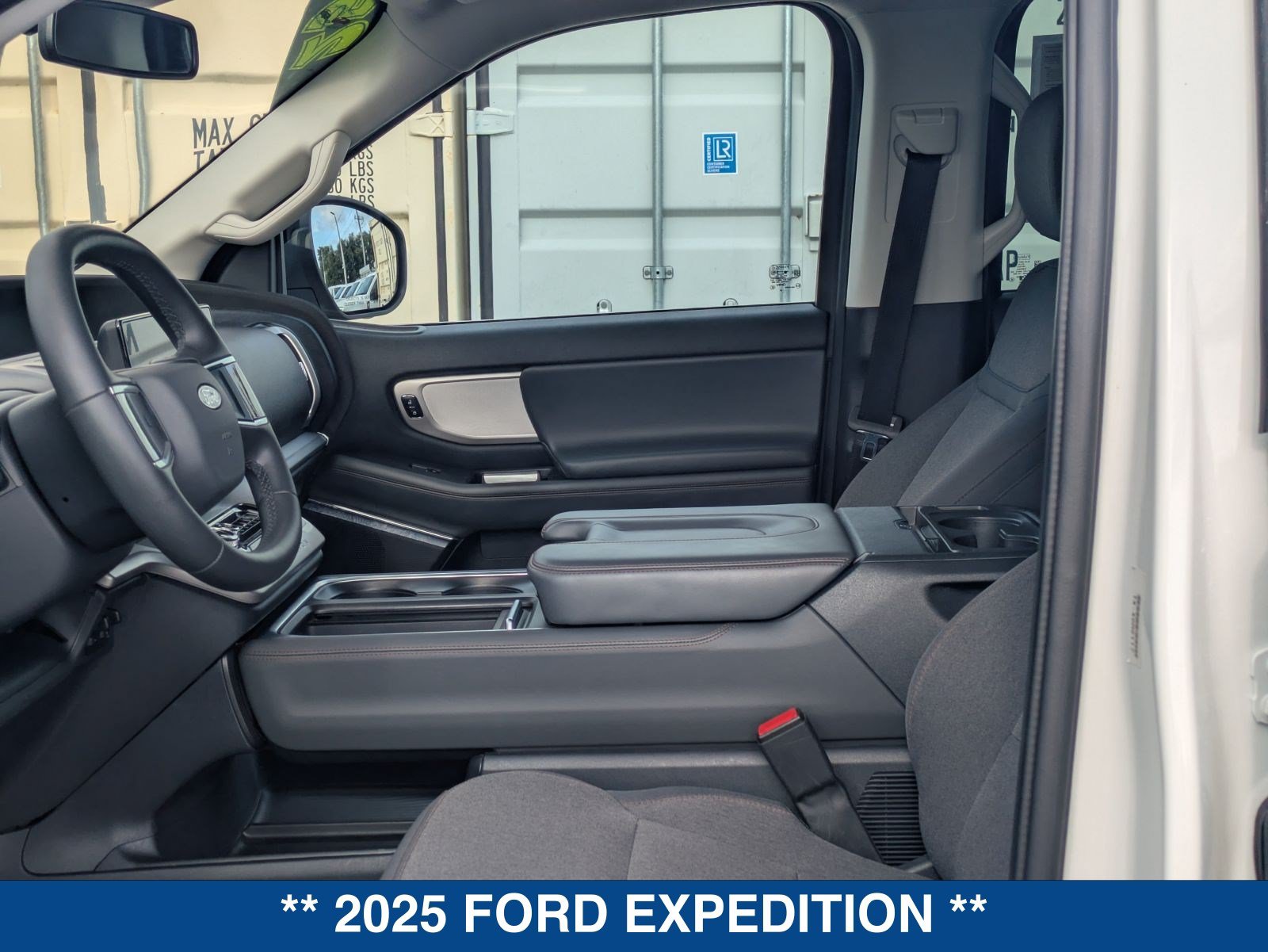 Certified 2025 Ford Expedition Active RWD image 25