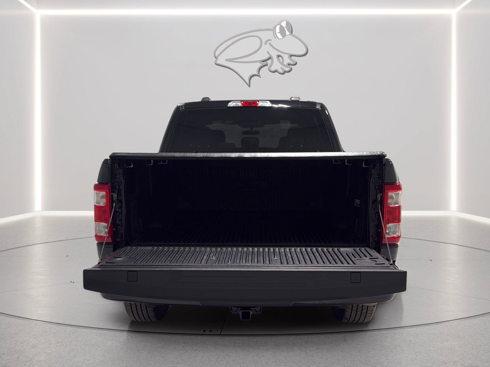 Certified 2022 Ford F150 XL w/ STX Appearance Package RWD image 9